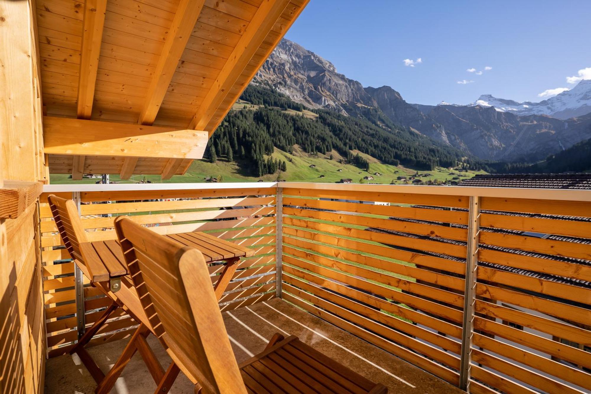Chuenislodge2- Zwei Balkone, Gemuetlicher Kamin, Top Aussicht 阿德尔博登 外观 照片