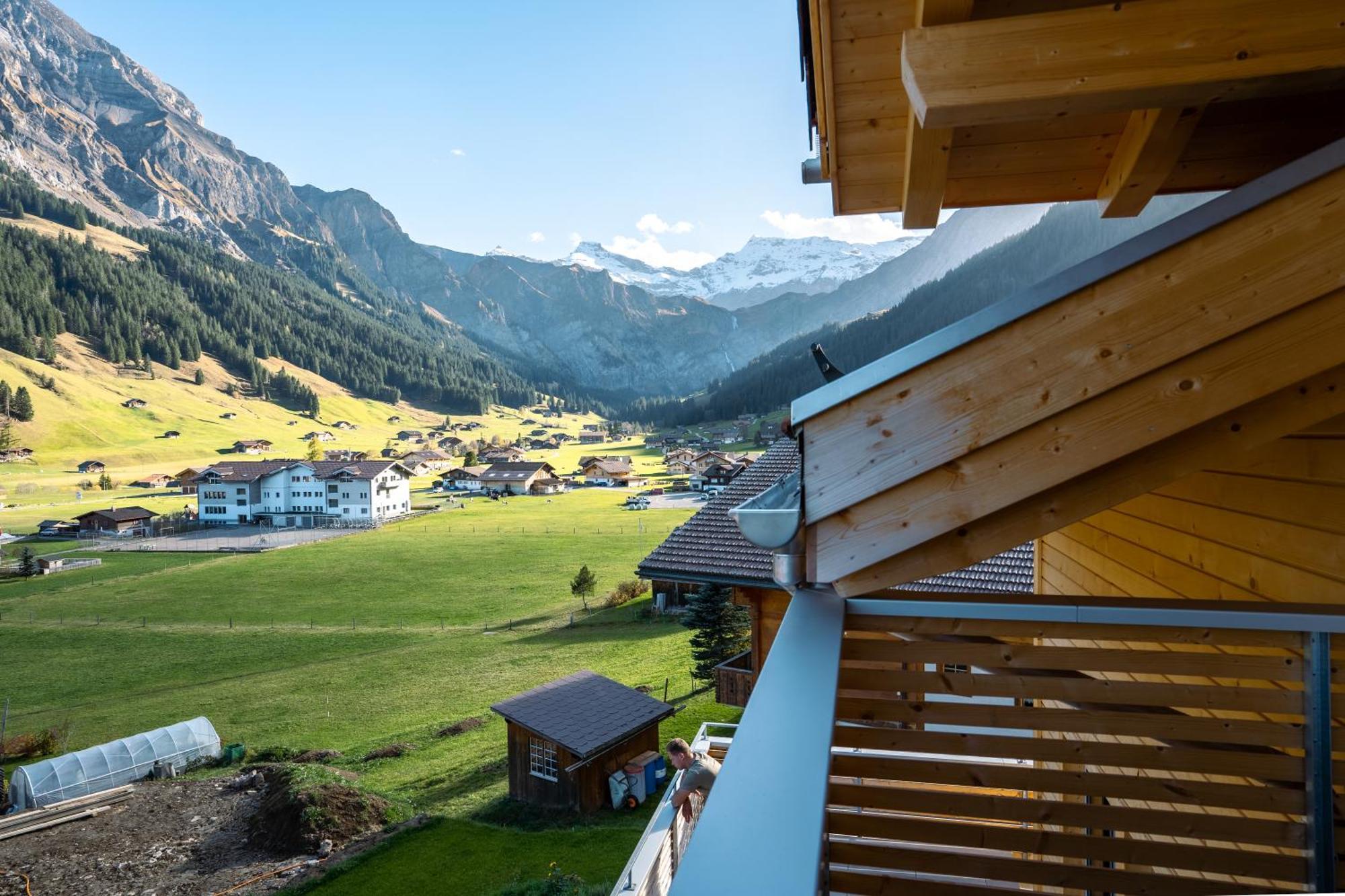 Chuenislodge2- Zwei Balkone, Gemuetlicher Kamin, Top Aussicht 阿德尔博登 外观 照片