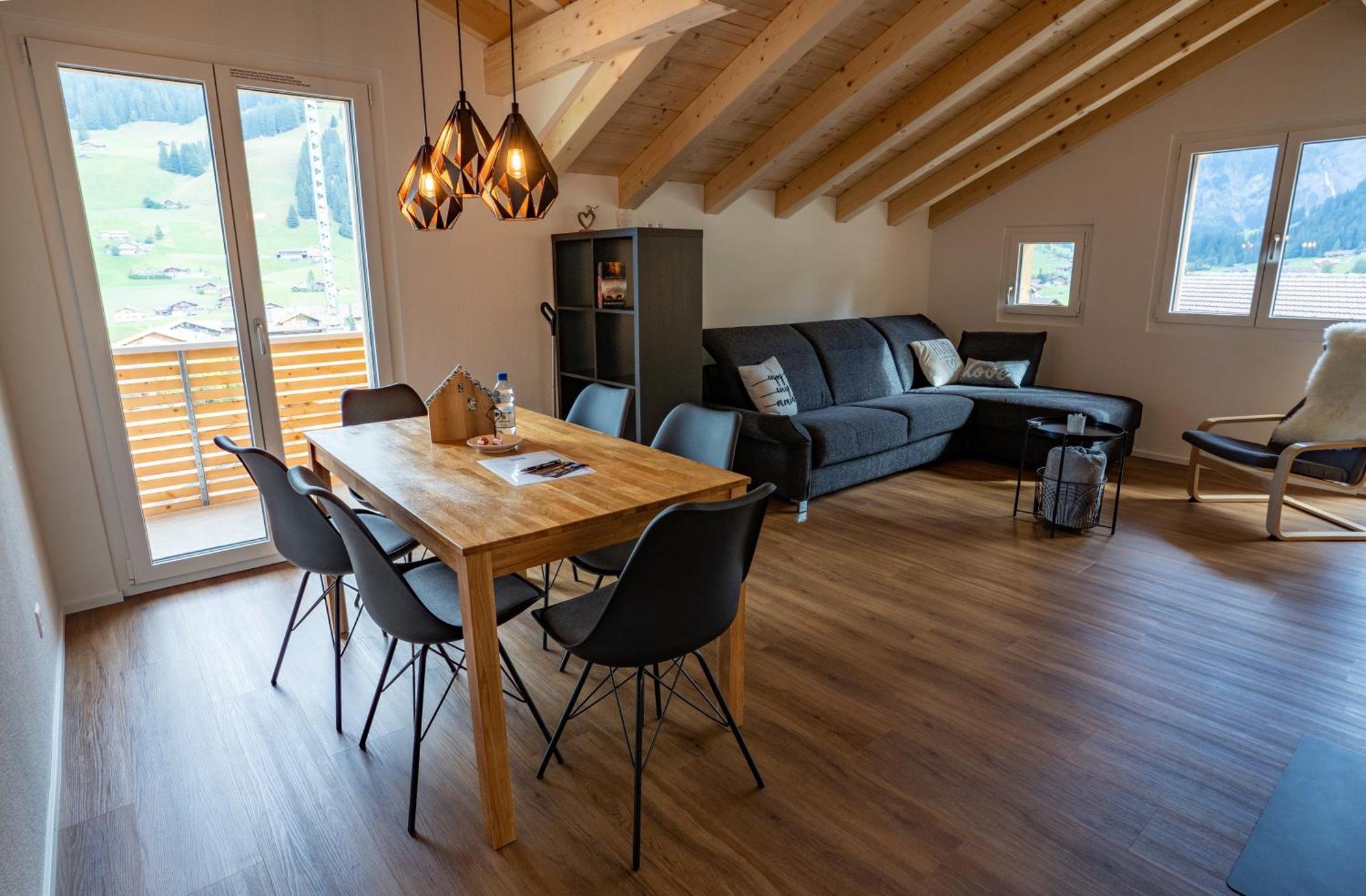 Chuenislodge2- Zwei Balkone, Gemuetlicher Kamin, Top Aussicht 阿德尔博登 外观 照片